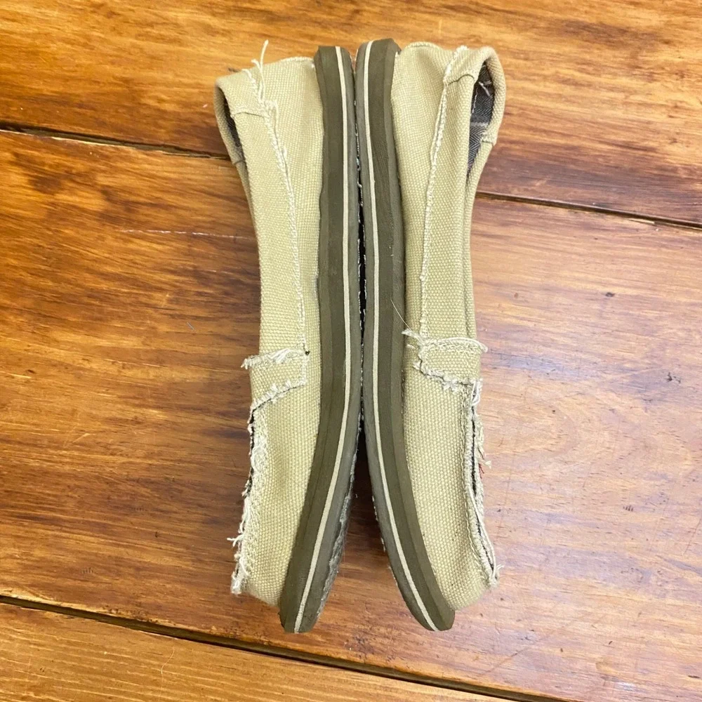 Sanuk Women's Size‎ 6 Tan Shoes Casual Canvas Slip On Comfort - Picture 4 of 7